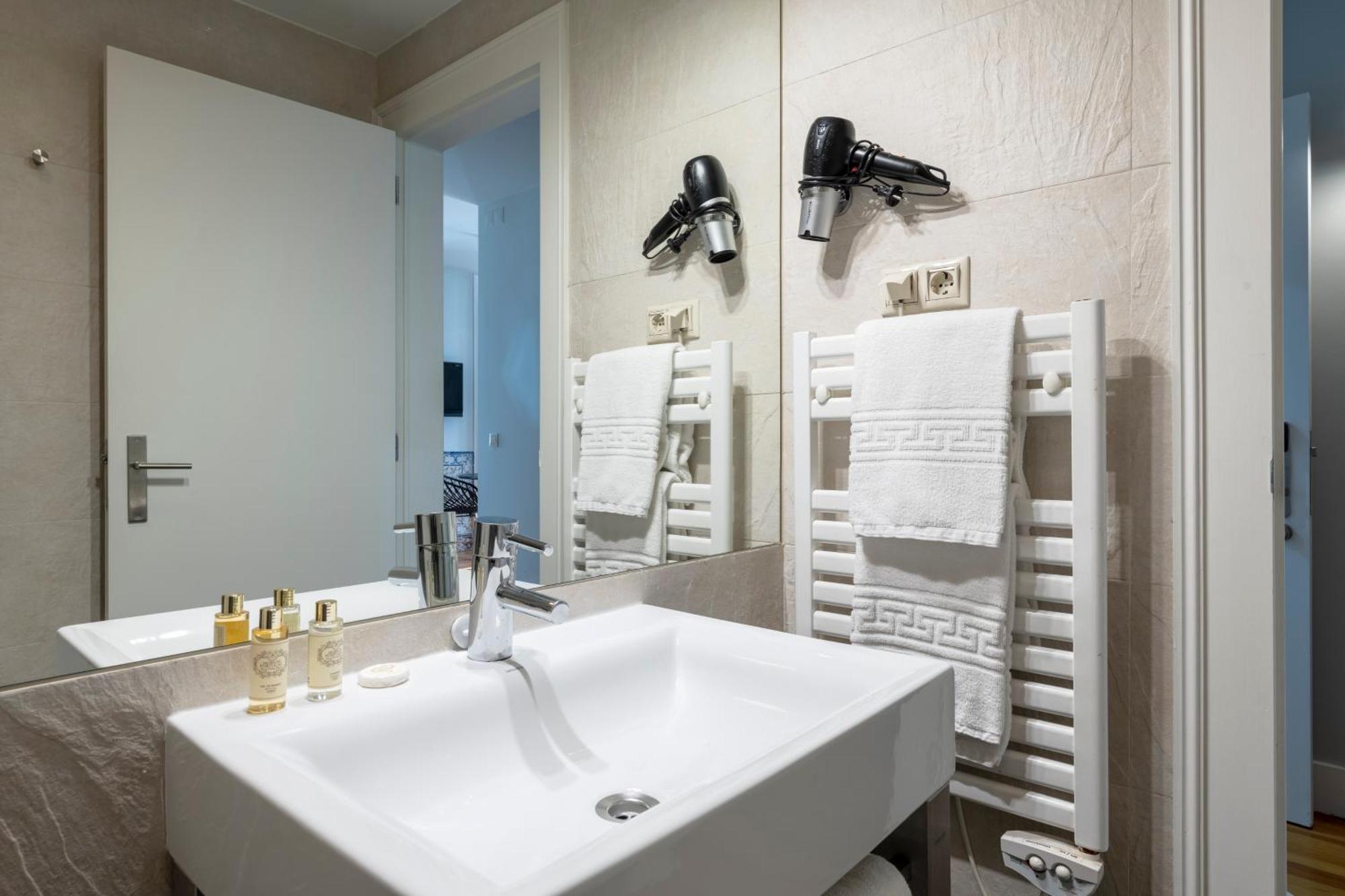 Living Lisboa Baixa Apartments Екстер'єр фото